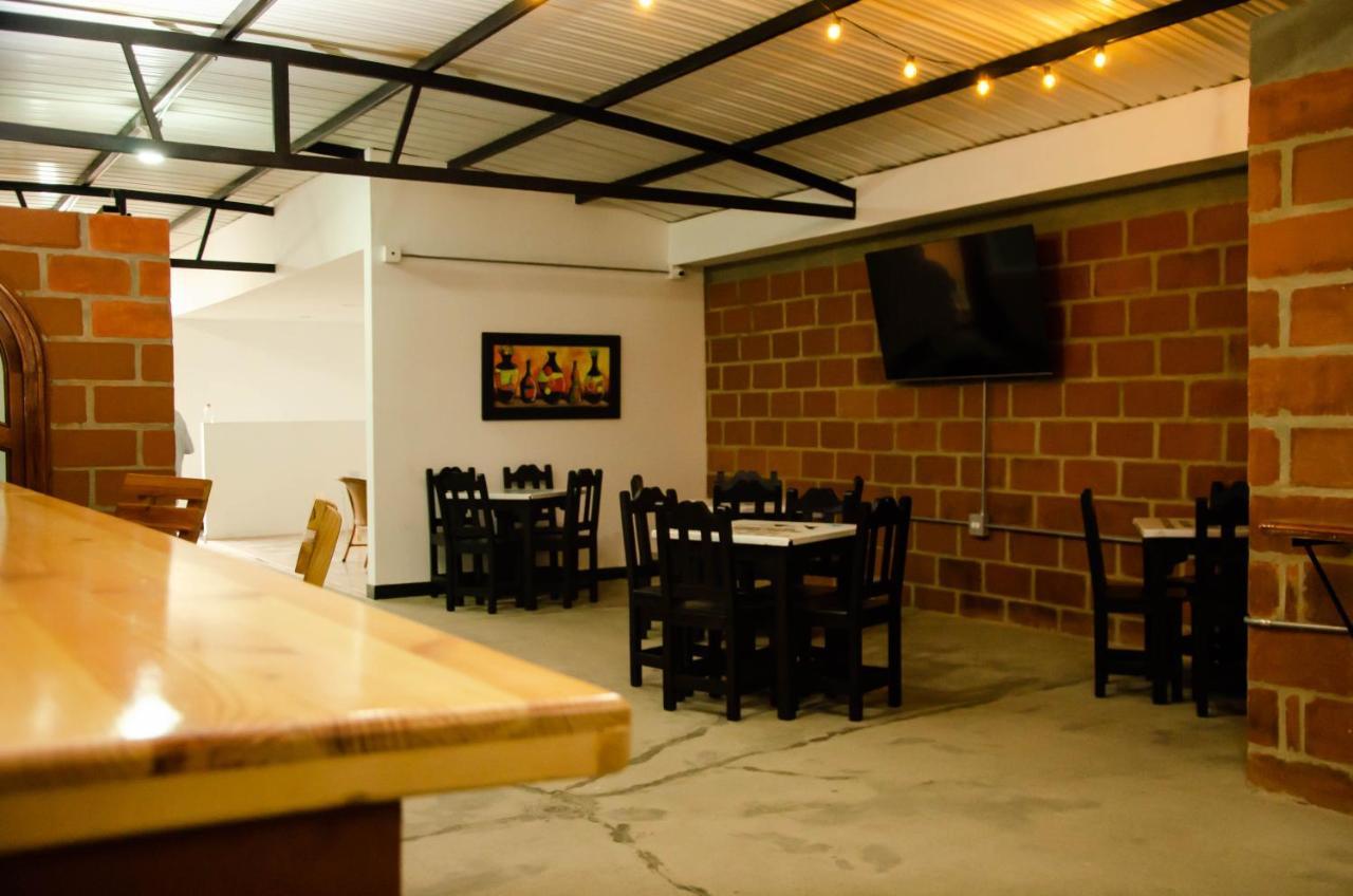 Casa Hotel Los Arboles Bello Εξωτερικό φωτογραφία